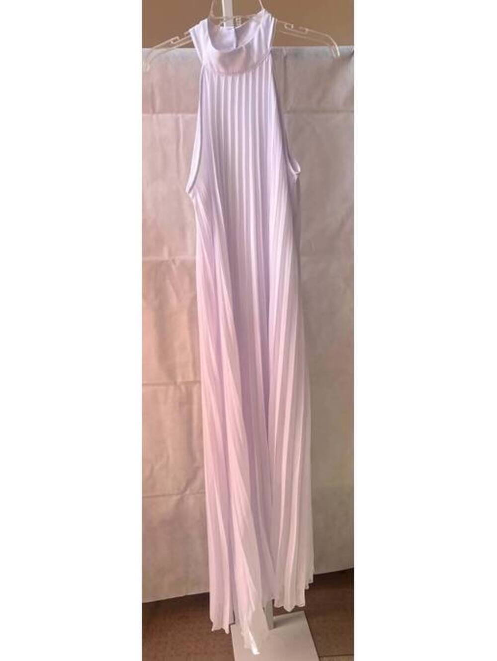 White 1XL Pleated Halter Neck Formal Maxi Dress